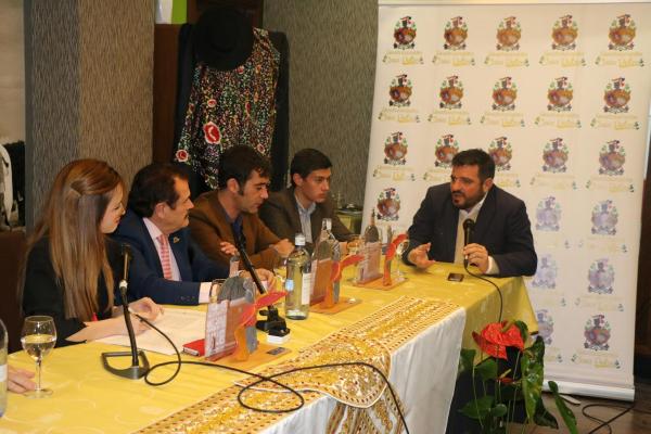 Cena Premios Taurinos Capote de Oro de Miguelturra-febrero 2015-fuente Area Comunicacion Municipal-40