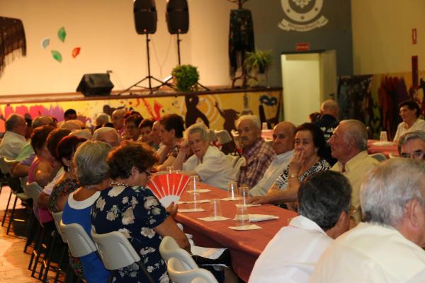 Cena de la Asociacion de Jubilados en su Semana Cultural-2014-08-09--fuente Area Comunicación Municipal-19