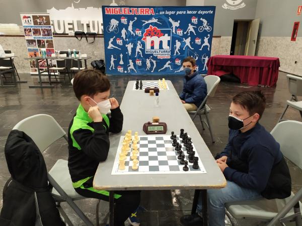 campeonato ajedrez edad escolar-2021-04-25-Fuente imagen Club Ajedrez Miguelturra-004