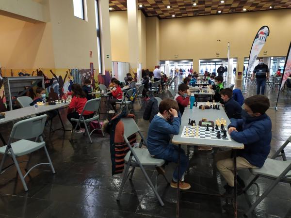 campeonato ajedrez edad escolar-2021-04-25-Fuente imagen Club Ajedrez Miguelturra-005