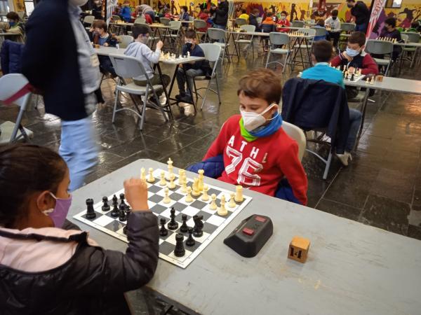 campeonato ajedrez edad escolar-2021-04-25-Fuente imagen Club Ajedrez Miguelturra-019