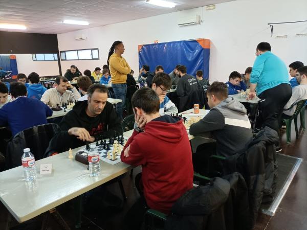 torneo ajedrez-2023-01-15-fuente imagen-Alberto Sanchez-Club Ajedrez Miguelturra-013