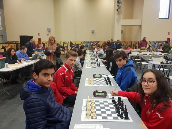 Campeonato Provincial Ajedrez Deporte Edad Escolar-2019-01-15-fuente imagenes Club Ajedrez Miguelturra-013