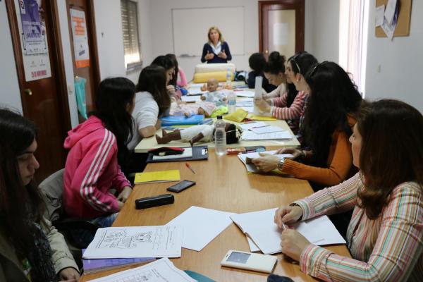 curso motricidad infantil-Asociacion de Empleadas de Hogar Miguelturra-2015-04-23-fuente-area-comunicacion-municipal-09