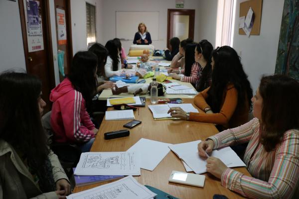 curso motricidad infantil-Asociacion de Empleadas de Hogar Miguelturra-2015-04-23-fuente-area-comunicacion-municipal-13