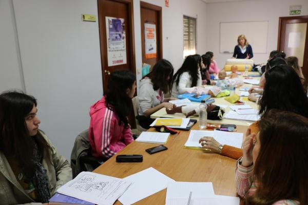 curso motricidad infantil-Asociacion de Empleadas de Hogar Miguelturra-2015-04-23-fuente-area-comunicacion-municipal-14