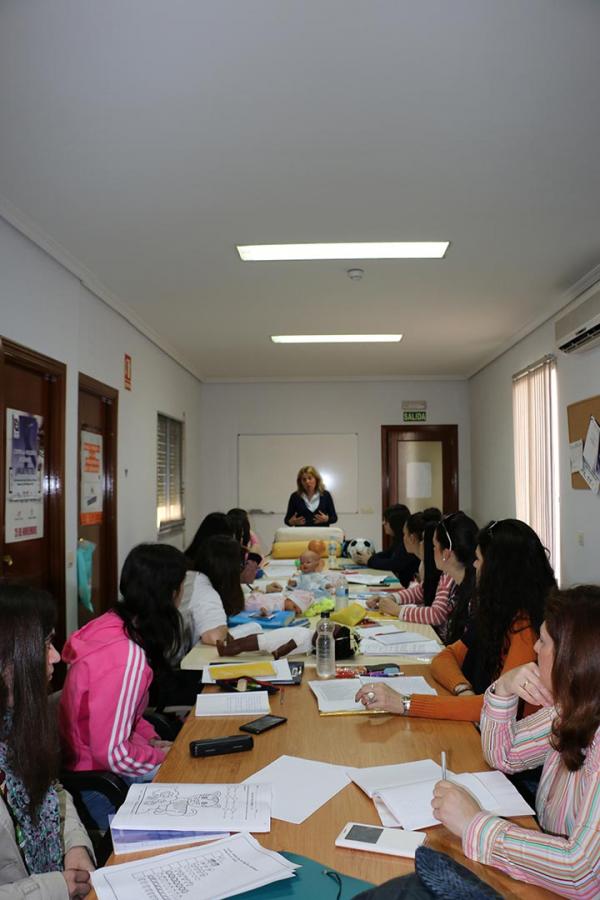 curso motricidad infantil-Asociacion de Empleadas de Hogar Miguelturra-2015-04-23-fuente-area-comunicacion-municipal-17