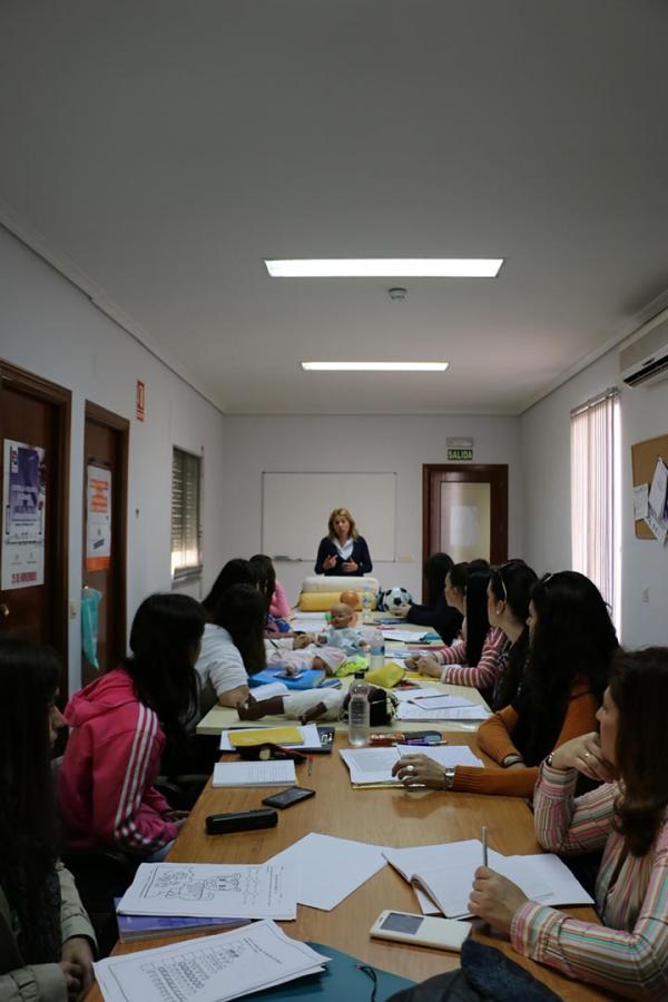 curso motricidad infantil-Asociacion de Empleadas de Hogar Miguelturra-2015-04-23-fuente-area-comunicacion-municipal-18