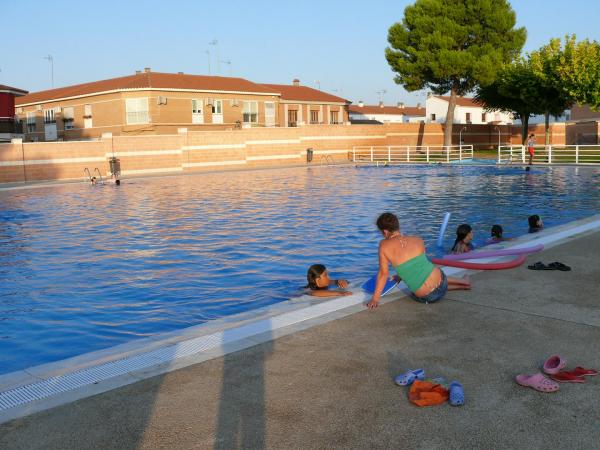fin curso natación FISENSI-29-07-2011-fuente Area Comunicacion Municipal-011
