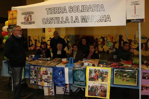 Jornadas Cooperacion Solidarizate-diciembre 2014-fuente Area Comunicacion Municipal-01