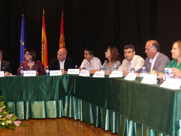 Constitucion Ayuntamiento tras elecciones 11-06-2011-fuente Area Comunicacion Municipal-009