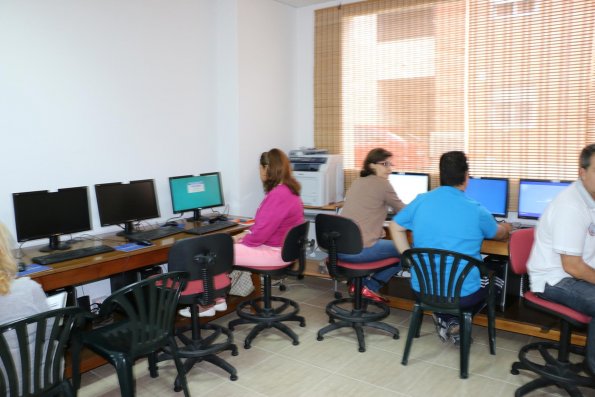 curso de busqueda de empleo a traves de las nuevas tecnologias-2014-10-03-fuente Area Comunicacion Municipal-5