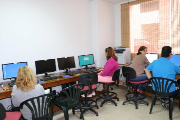 curso de busqueda de empleo a traves de las nuevas tecnologias-2014-10-03-fuente Area Comunicacion Municipal-7