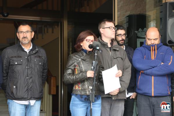 Minuto Silencio y apoyo victimas atentado de Paris-2015-11-15-fuente Area de Comunicación Municipal-002