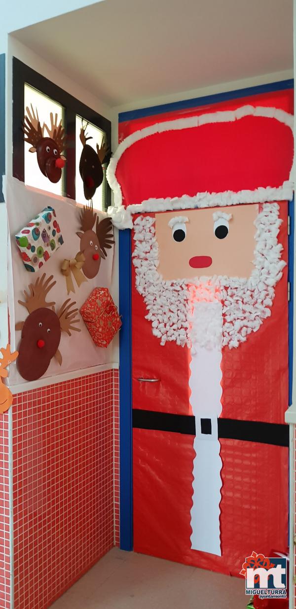 Puertas navideñas en el Colegio Clara Campoamor - diciembre 2018-Fuente imagen Area Comunicacion Ayuntamiento Miguelturra-013