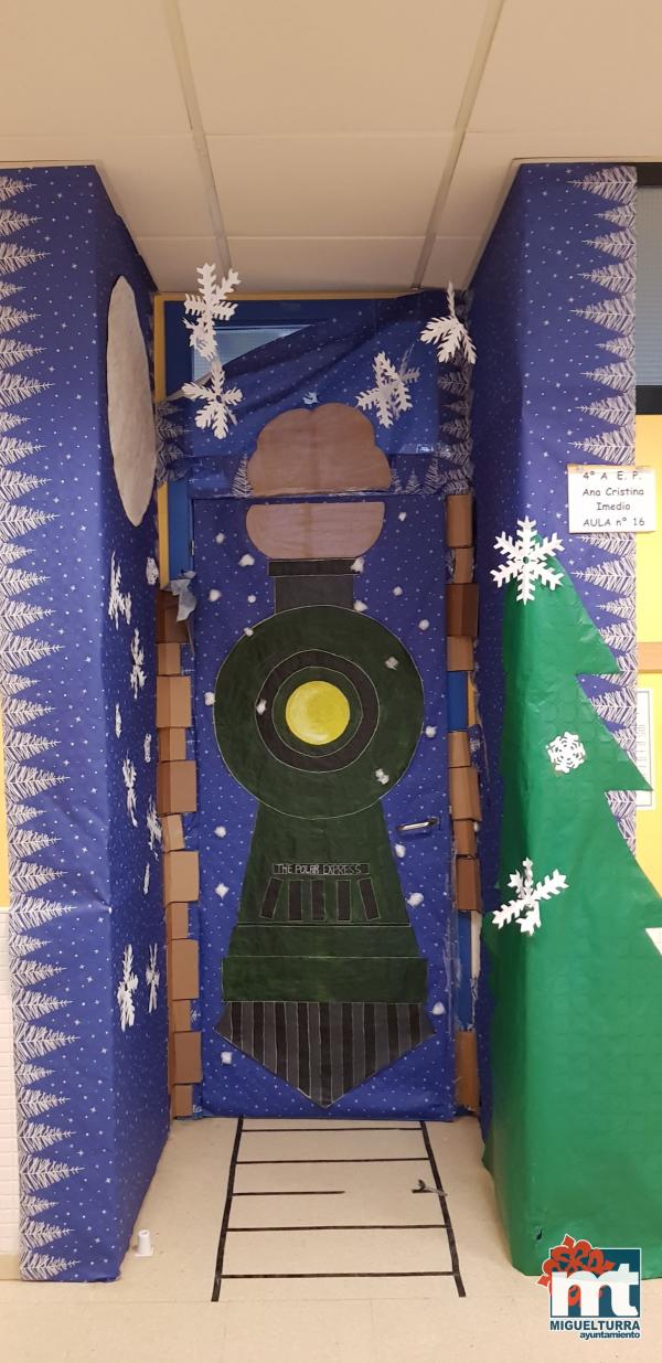 Puertas navideñas en el Colegio Clara Campoamor - diciembre 2018-Fuente imagen Area Comunicacion Ayuntamiento Miguelturra-014