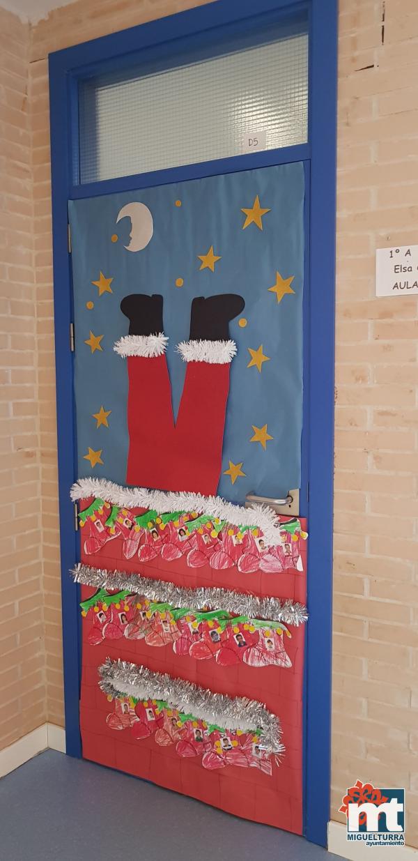 Puertas navideñas en el Colegio Clara Campoamor - diciembre 2018-Fuente imagen Area Comunicacion Ayuntamiento Miguelturra-022