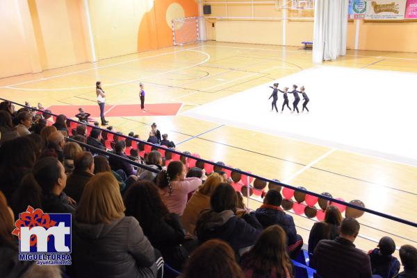 gimnasia ritmica Navidad-2019-12-17-fuente imagenes Area de Comunicacion Ayuntamiento Miguelturra-005