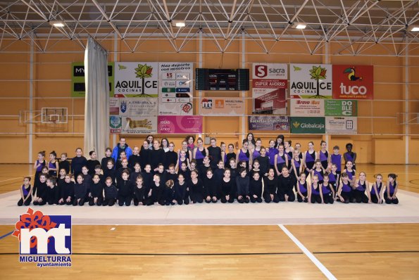 gimnasia ritmica Navidad-2019-12-17-fuente imagenes Area de Comunicacion Ayuntamiento Miguelturra-097