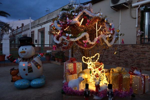 Concurso Balcones y adornos Navidad 2023-fuente imagenes Bernardo Martinez-077