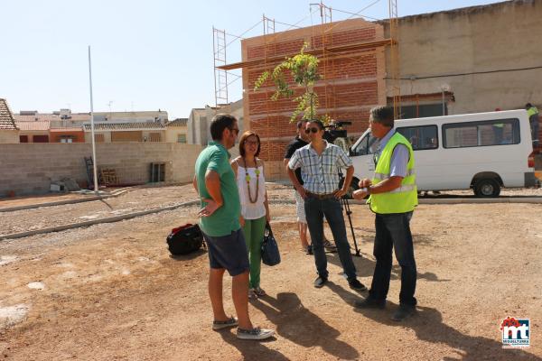 visita institucional a diversas obras en Miguelturrai-2015-08-06-fuente Area de Comunicación Municipal-009