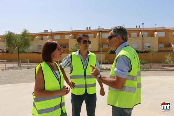 visita institucional a diversas obras en Miguelturrai-2015-08-06-fuente Area de Comunicación Municipal-030