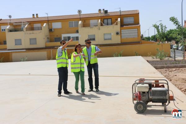 visita institucional a diversas obras en Miguelturrai-2015-08-06-fuente Area de Comunicación Municipal-036