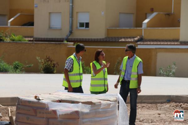 visita institucional a diversas obras en Miguelturrai-2015-08-06-fuente Area de Comunicación Municipal-039