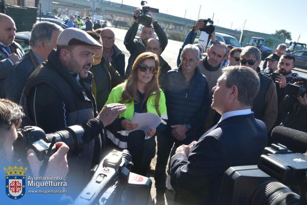 Primera piedra pasarla MIG-CR-2024-02-19-Fuente imagen Area Comunicación Ayuntamiento de Miguelturra-015