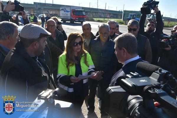 Primera piedra pasarla MIG-CR-2024-02-19-Fuente imagen Area Comunicación Ayuntamiento de Miguelturra-017