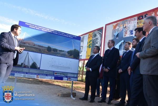 Primera piedra pasarla MIG-CR-2024-02-19-Fuente imagen Area Comunicación Ayuntamiento de Miguelturra-050