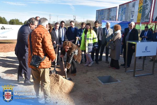 Primera piedra pasarla MIG-CR-2024-02-19-Fuente imagen Area Comunicación Ayuntamiento de Miguelturra-102