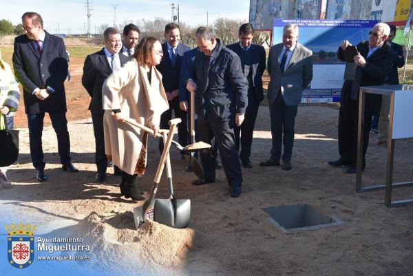 Primera piedra pasarla MIG-CR-2024-02-19-Fuente imagen Area Comunicación Ayuntamiento de Miguelturra-113