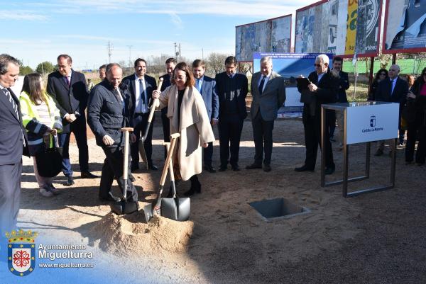 Primera piedra pasarla MIG-CR-2024-02-19-Fuente imagen Area Comunicación Ayuntamiento de Miguelturra-114