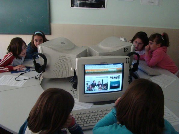 Talleres Día de Internet 2009 - CP Benito Pérez Galdós-20-4-2009- Fuente www.miguelturra.es - 12