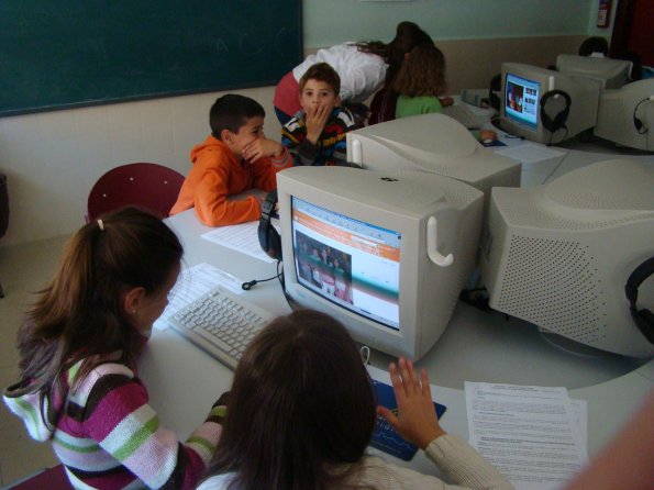 Talleres Día de Internet 2009 - CP Benito Pérez Galdós-20-4-2009- Fuente www.miguelturra.es - 25