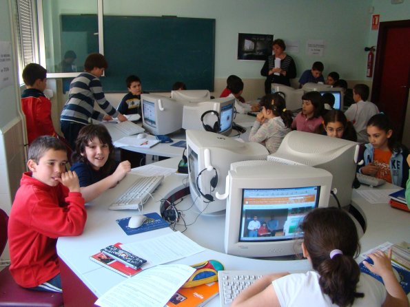 Talleres Día de Internet 2009 - CP Benito Pérez Galdós-20-4-2009- Fuente www.miguelturra.es - 42