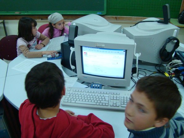 Talleres Día de Internet 2009 - CP El Pradillo-16-4-2009- Fuente www.miguelturra.es - 22