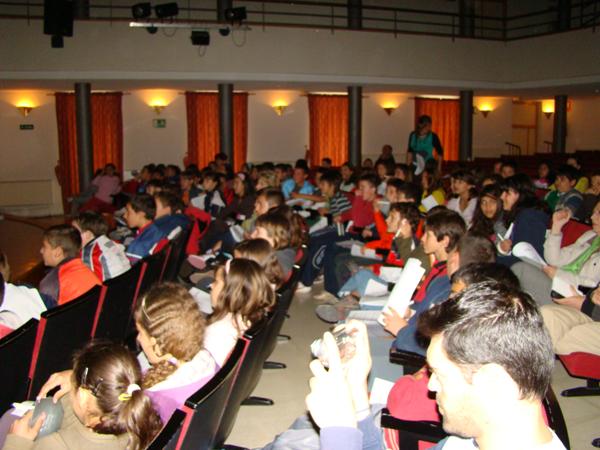 taller-con-centros-educativos-dia-internet-14-05-2010-fuente-www.miguelturra.es-42