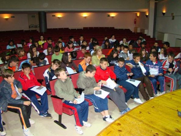 taller-con-centros-educativos-dia-internet-14-05-2010-fuente-www.miguelturra.es-67