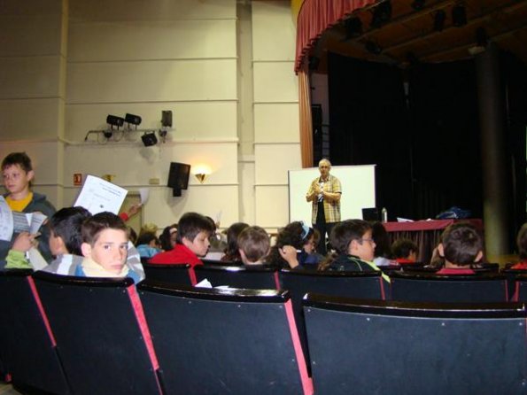 taller-con-centros-educativos-dia-internet-14-05-2010-fuente-www.miguelturra.es-68