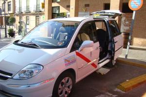 Presentación Taxi para discapacitados