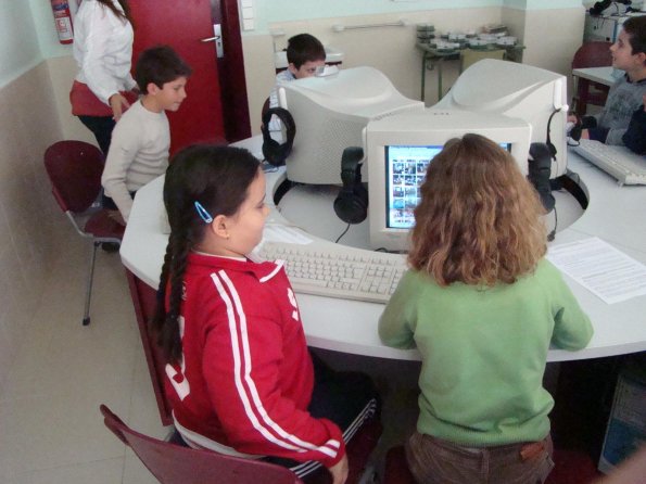 Talleres Día de Internet 2009 - CP Benito Pérez Galdós-20-4-2009- Fuente www.miguelturra.es - 28