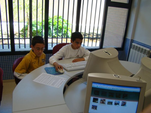 Talleres Día de Internet 2009 - CP Clara Campoamor-23-4-2009- Fuente www.miguelturra.es -26