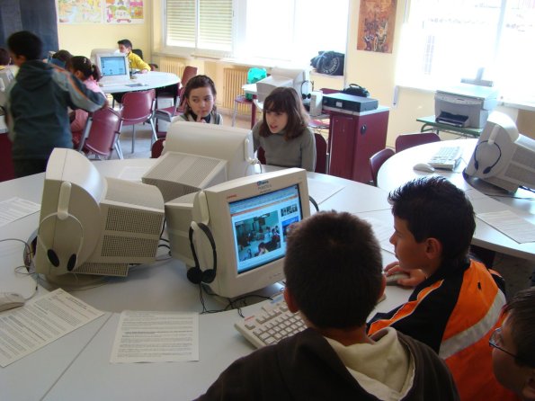 Talleres Día de Internet 2009 - CP Santísimo Cristo-15-4-2009- Fuente www.miguelturra.es -13