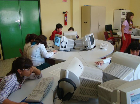 Talleres Día de Internet 2009 - CP Santísimo Cristo-15-4-2009- Fuente www.miguelturra.es -21