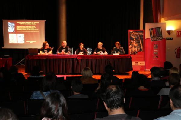 Presentacion del Libro Comic La Cruz de los Casados-2015-03-13-fuente Area Comunicacion Municipal-06