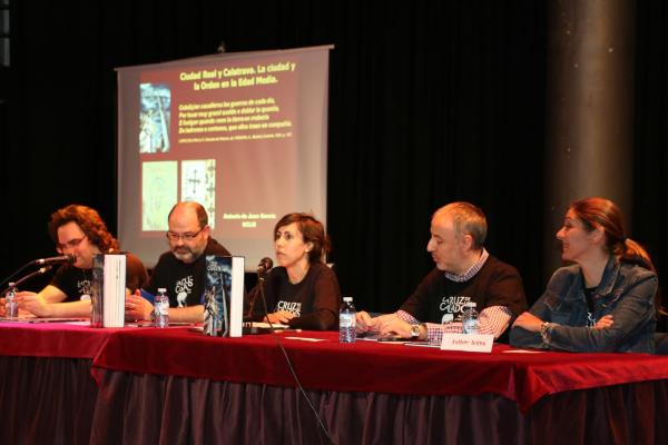 Presentacion del Libro Comic La Cruz de los Casados-2015-03-13-fuente Area Comunicacion Municipal-19