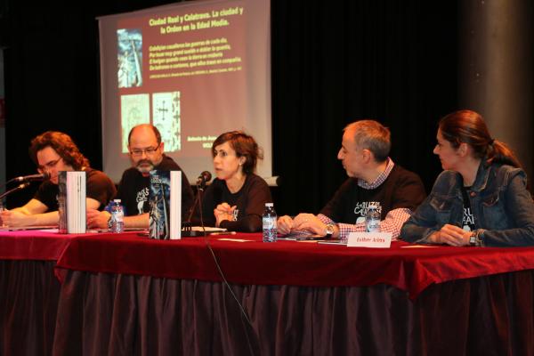 Presentacion del Libro Comic La Cruz de los Casados-2015-03-13-fuente Area Comunicacion Municipal-21