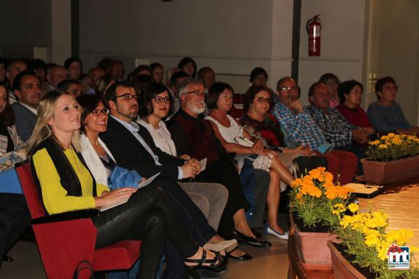 Presentacion libro 30 años de Universidad Popular-2016-05-19-fuente Area de Comunicación Municipal-002